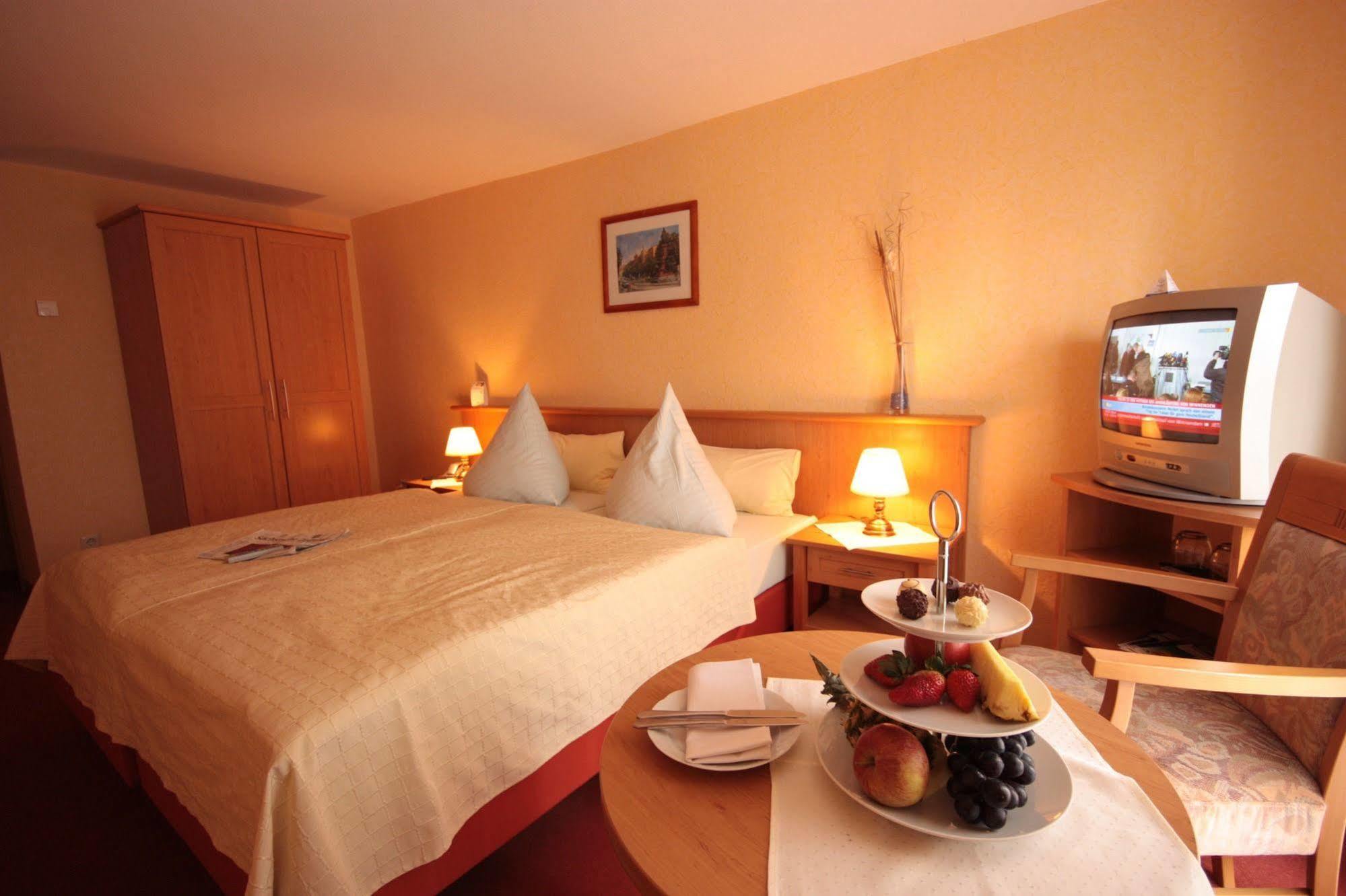 Landhotel Zur Guten Einkehr Grubschütz Eksteriør billede